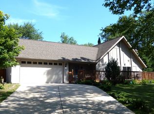 1311 N Riverside Dr, Momence, IL 60954