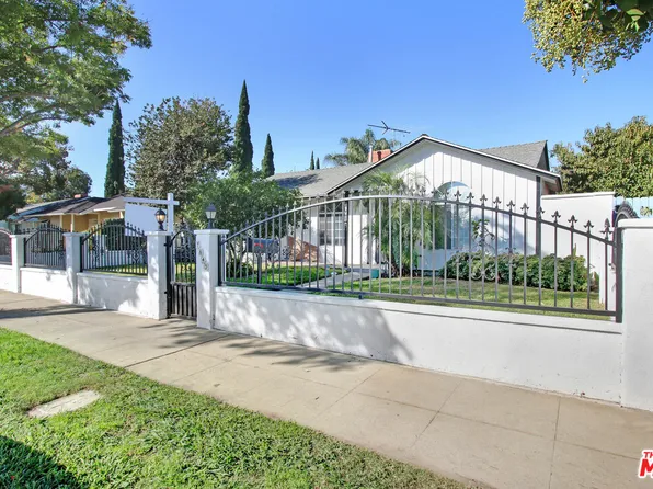 7843 Louise Ave, Northridge, CA 91325
