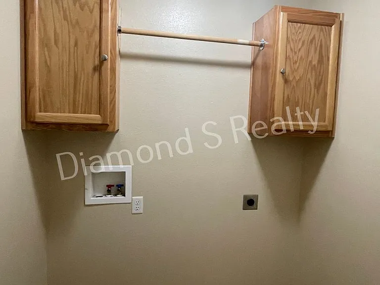 1454 N Ethyl Ave — Photo 9