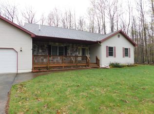 6586 Blue Spruce Ct, Gaylord, MI 49735