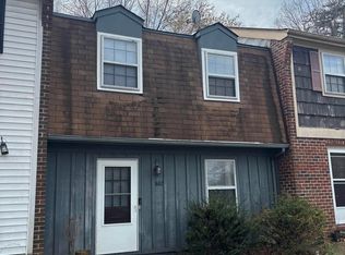 1602 Townwood Ct, Charlottesville, VA 22901