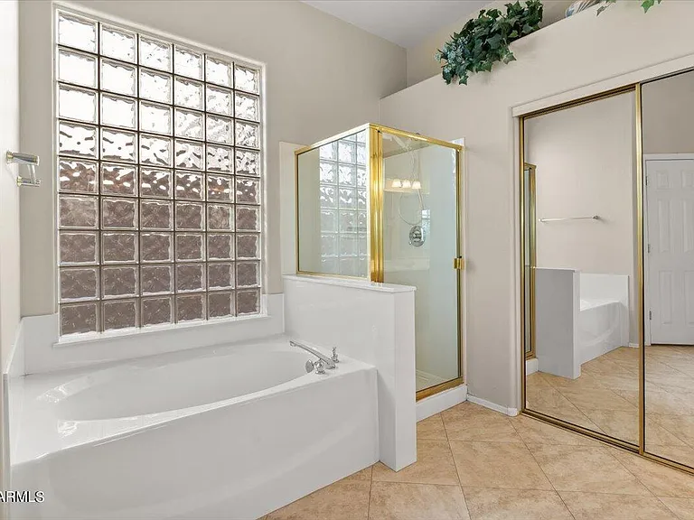 9670 E Chuckwagon Ln — Photo 16