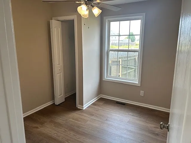 3 bed, 1365 sqft, $1,650 — Photo 2