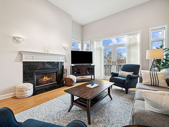 4th image of 4436 N Winchester Ave APT 3N