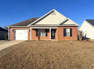 126 Cedarland Dr, Warner Robins, GA 31088