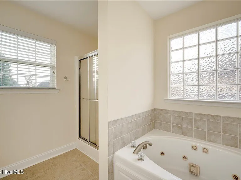 4552 Logans Way — Photo 11