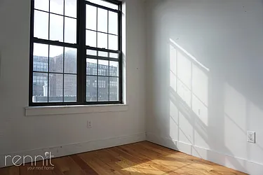 Rented by Rennit Inc.