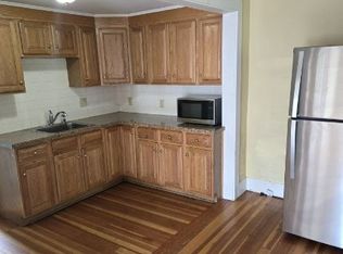 136 Oakdale Ave FLOOR 1, Manchester, NH 03103