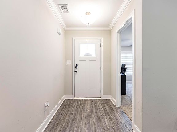 4th image of 222 Creekside Dr