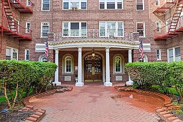 Rented by Qwest Residential Downtown LLC