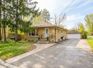 12 Delmar Blvd, Guelph, ON