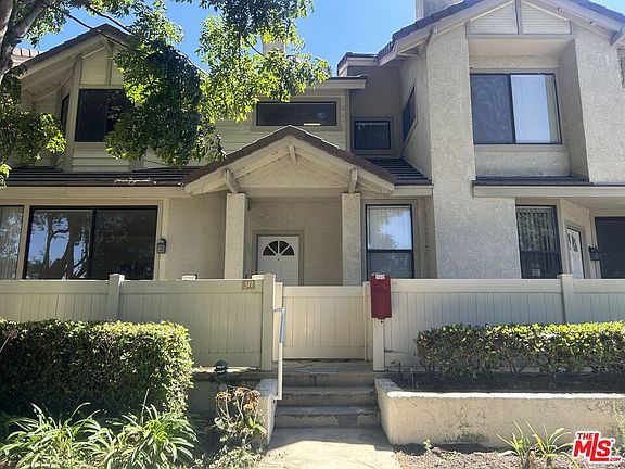 3rd image of 2621 Plaza Del Amo Unit 511