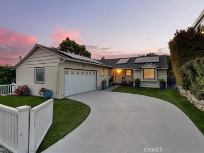 1145 8th St, Hermosa Beach, CA, 90254