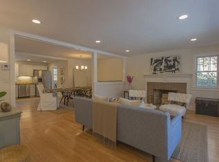 22 Hill St, Newburyport, MA 01950