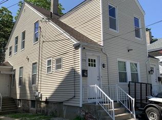 275-279 S Beacon St, Fall River, MA 02724