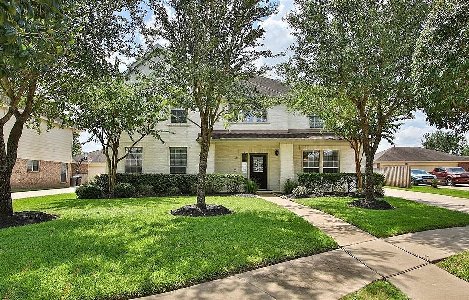 1st image of 21227 Maybrook Manor Ln