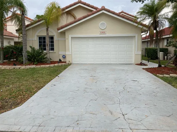 17691 SW 4th Ct, Hollywood, FL 33029