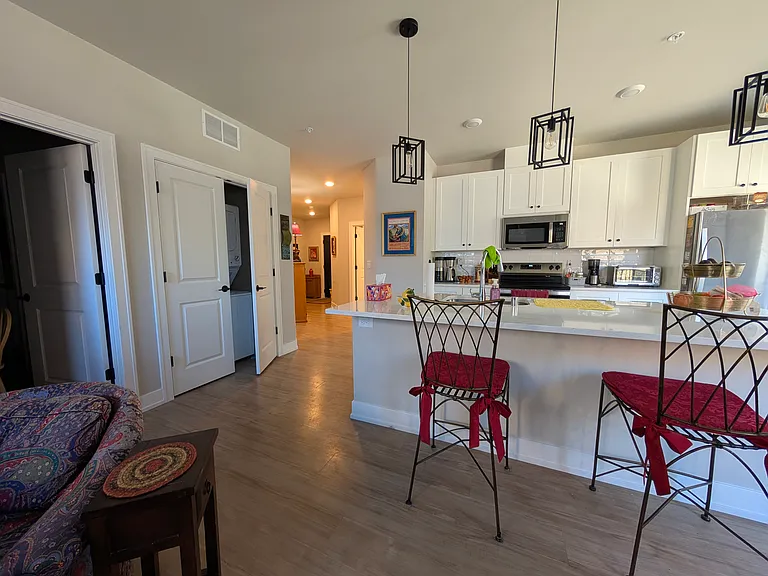 Speedway Apartments — Photo 11