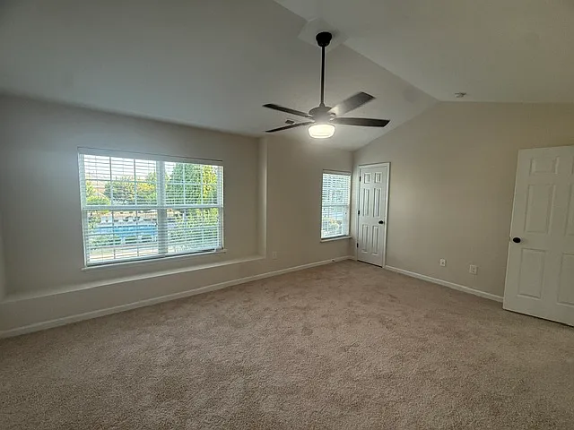 116 Goldfinch Ave — Photo 11