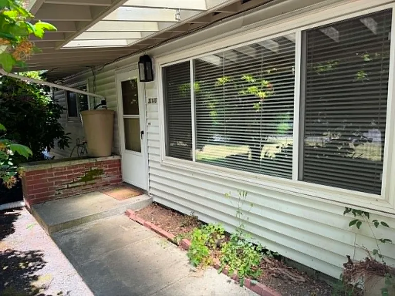 30140 2nd Pl SW — Photo 1