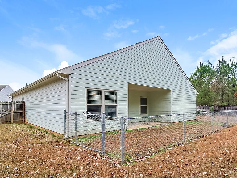 3482 Sandstone Trl SE — Photo 16
