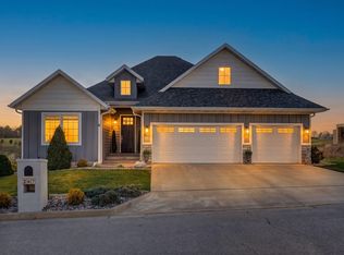 267 S Pebble Beach Avenue, Springfield, MO 65802