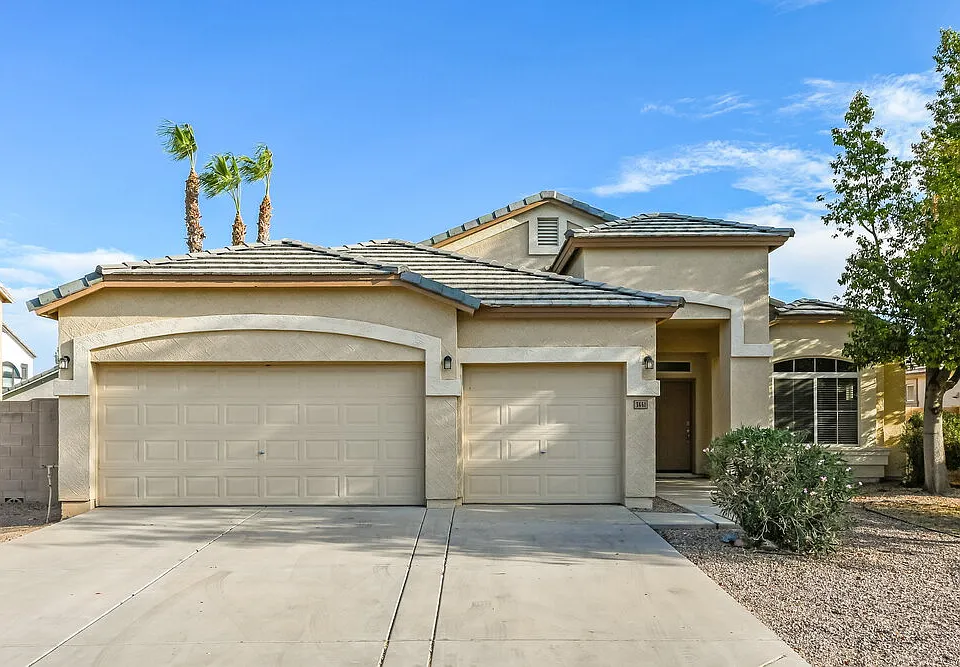 3441 E Baranca Ct