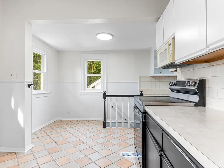 740 Overbrook Rd — Photo 13