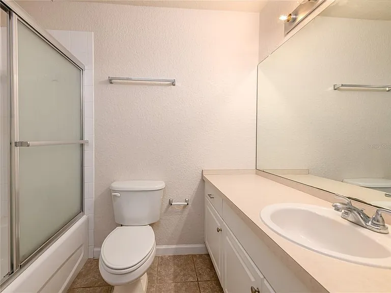 16322 Parkstone Palms Ct — Photo 23