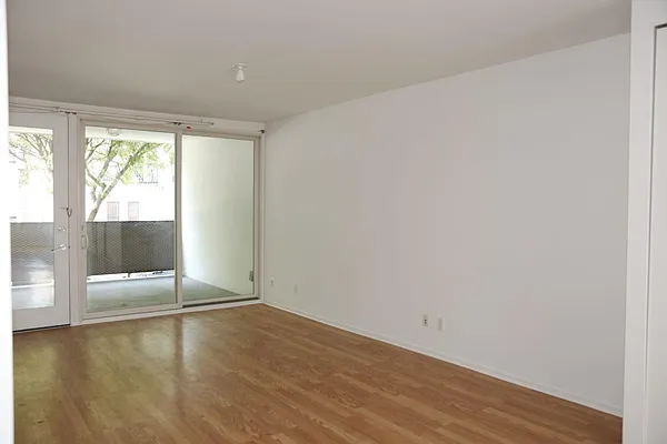 Sold by Fillmore | media 8