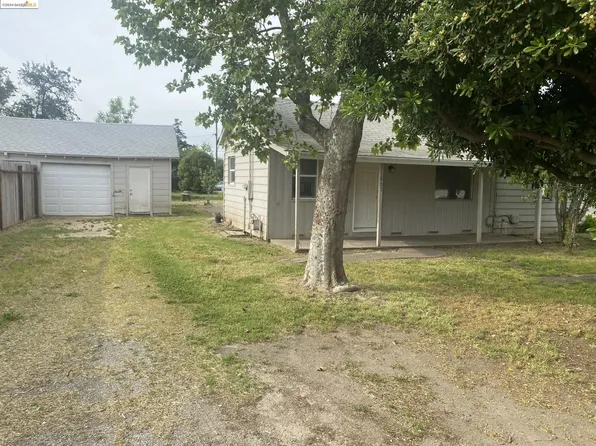 1867 N Patterson Rd, Stockton, CA 95215