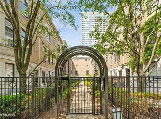 1734 S Indiana Ave, Chicago, IL 60616