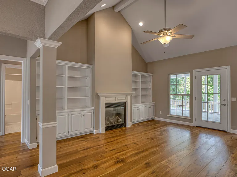 2813 Waters Edge Blvd — Photo 6