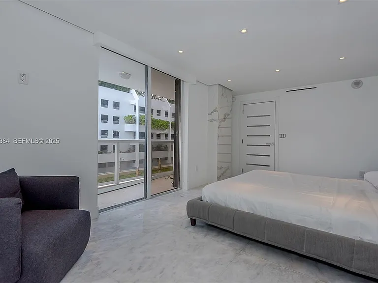 6423 Collins Ave #304 — Photo 6
