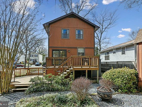 2nd image of 1737 Ridgely Rd