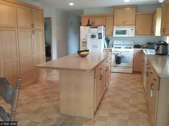 4th image of 4424 377th St