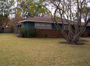 3325 Durhill St, Houston, TX 77025