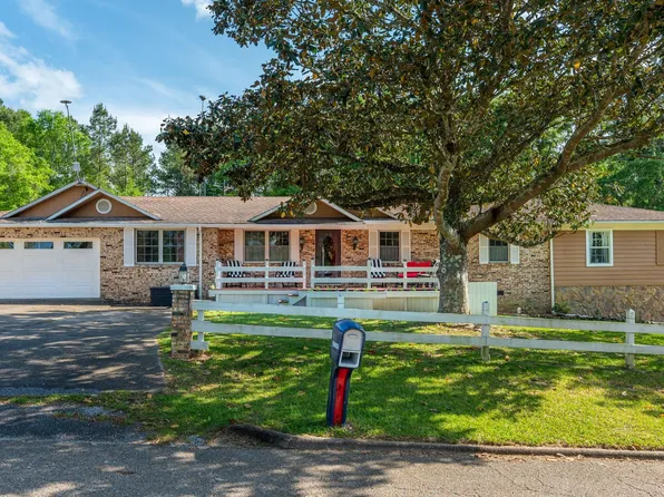 105 Wyatt Ave, Opp, AL 36467