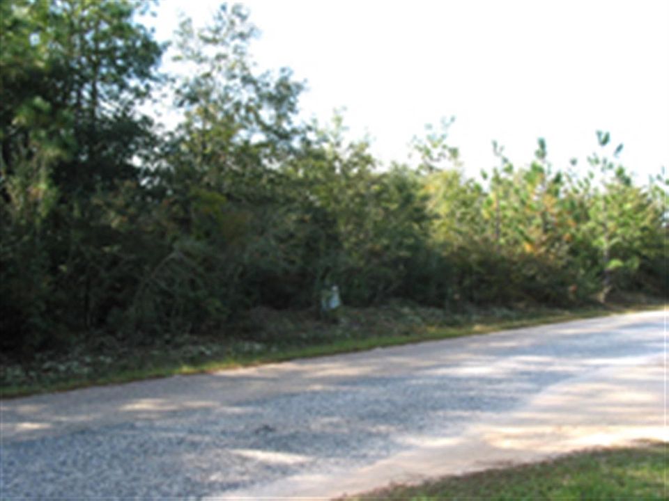 1st image of 1 Oak Ln