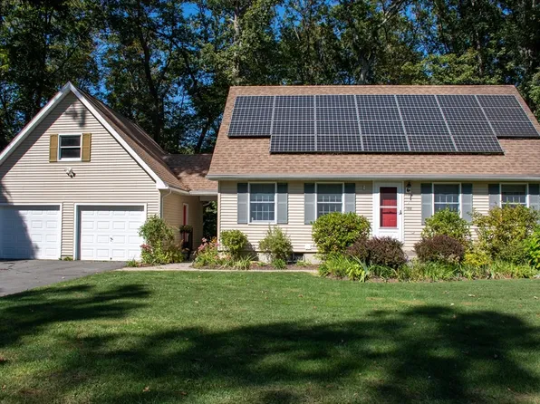 138 Overlook Dr, Northampton, MA 01062