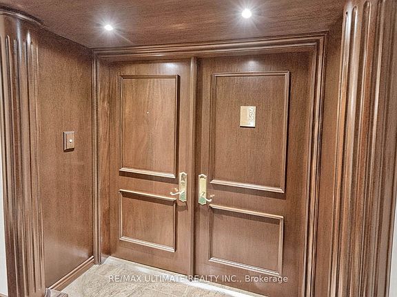 3rd image of 215 The Donway W APT 218