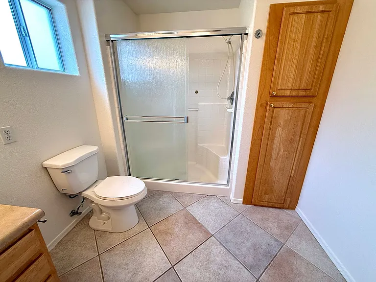 660 Country Club Dr — Photo 34