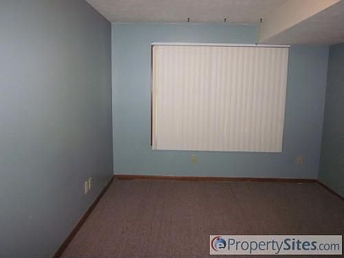 4th image of 2382 Portman Dr SE