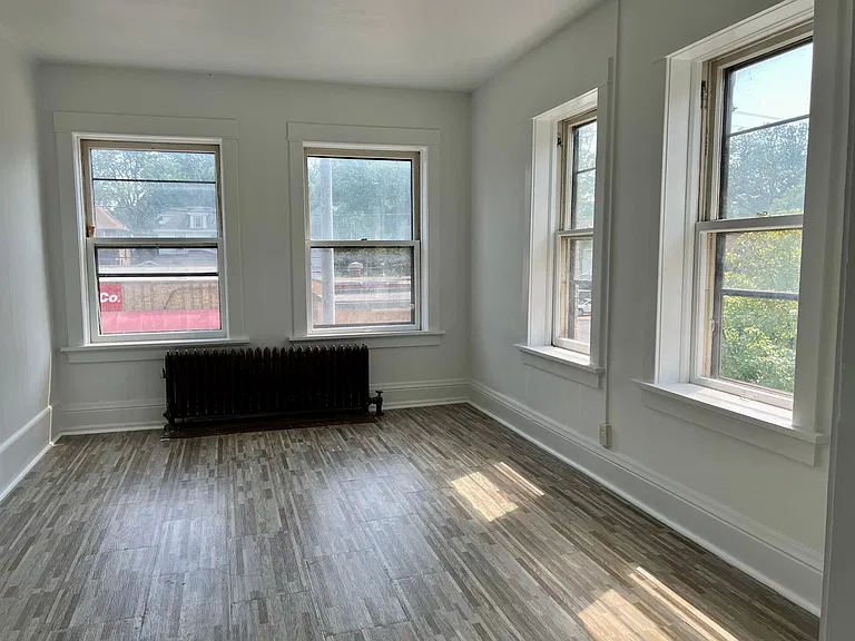 2324 Atwood Ave #1 — Photo 2