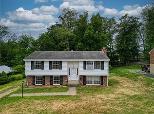 680 Galway Dr, Bethel Park, PA