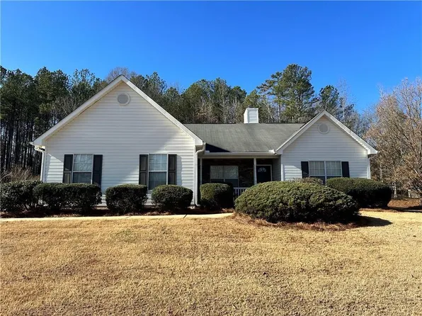 35 Hidden Brook Ln, Newnan, GA 30265