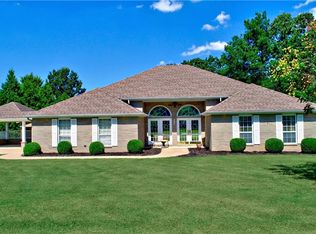 110 Ruth Ln, Rogers, AR 72756