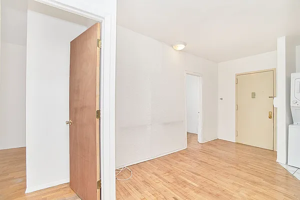 Rented by Living New York | media 8