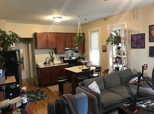 2013-15A N. Newhall St., Milwaukee, WI 53202