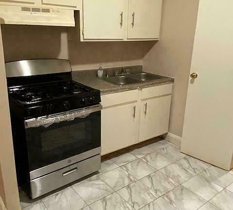 5th image of 909 E 29th St APT 4K
